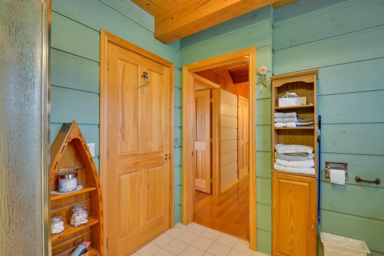 Warm And Cozy Clayton Cabin Near St Lawrence River! ภายนอก รูปภาพ