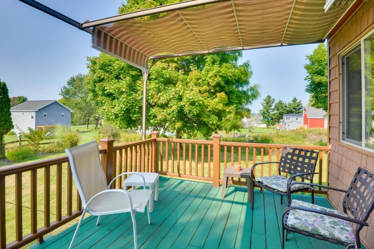 Warm And Cozy Clayton Cabin Near St Lawrence River! ภายนอก รูปภาพ