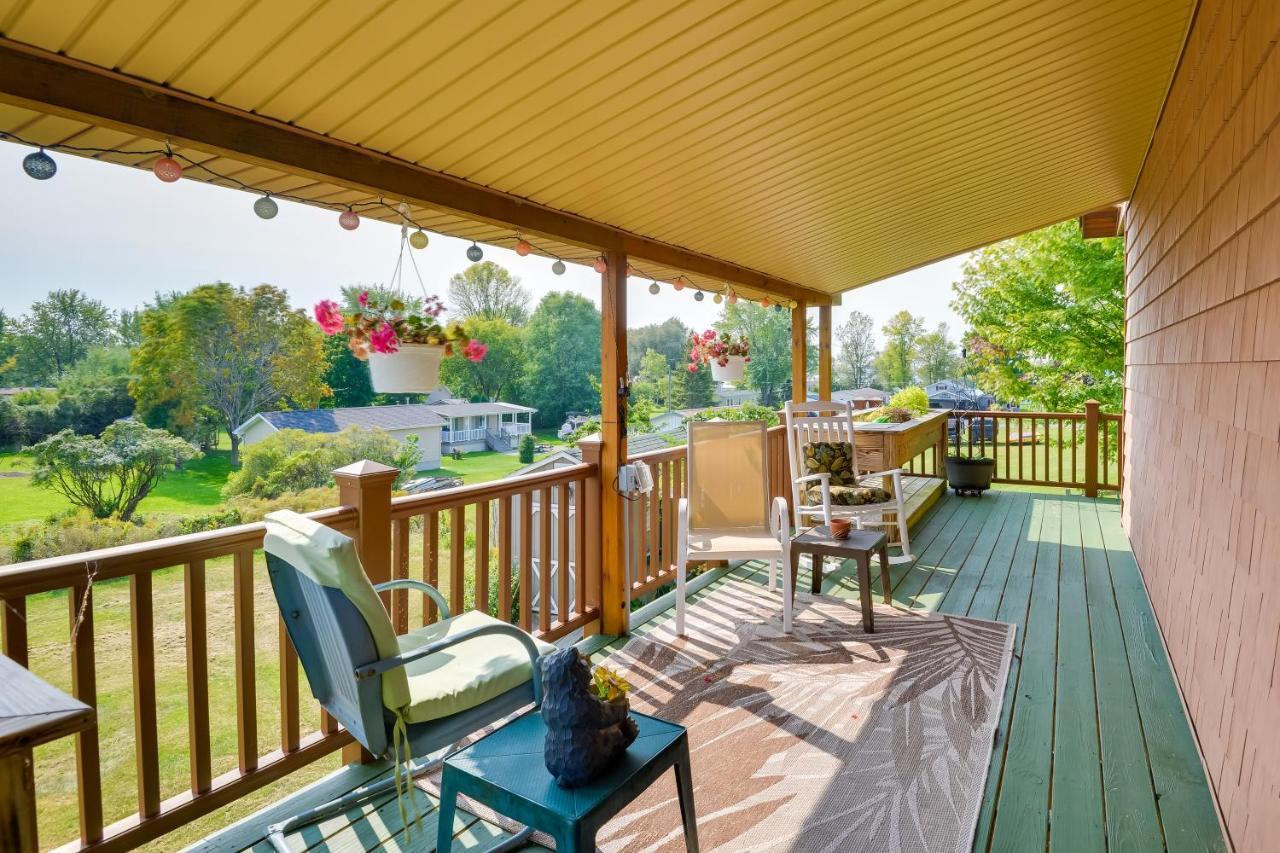 Warm And Cozy Clayton Cabin Near St Lawrence River! ภายนอก รูปภาพ
